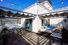 Hotel Pico