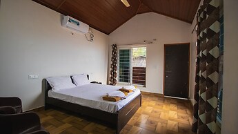 Trippr Gokarna - Backpacker Hostel