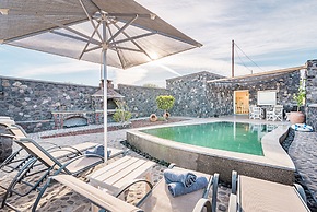Klimata House - Private Hot Tub Pool & BBQ Villa