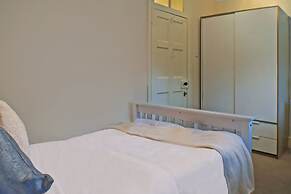 OYO Wayside Hotel