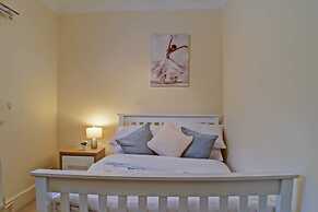 OYO Wayside Hotel