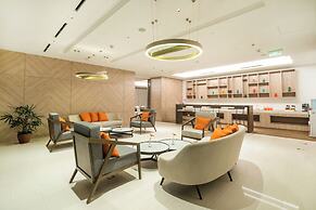 HARRIS Suites Puri Mansion Jakarta