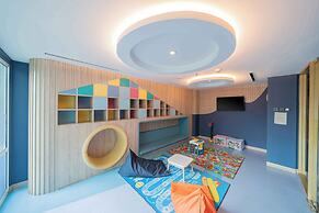 HARRIS Suites Puri Mansion Jakarta