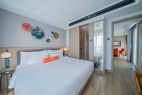 HARRIS Suites Puri Mansion Jakarta