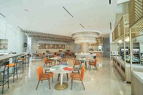 HARRIS Suites Puri Mansion Jakarta