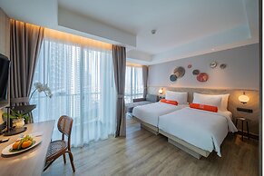 HARRIS Suites Puri Mansion Jakarta