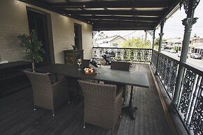 William Arnott Boutique Hotel