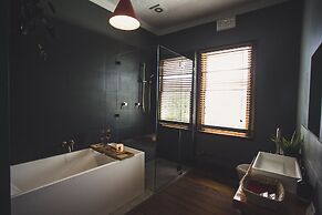 William Arnott Boutique Hotel