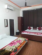 Varanasi Paradise