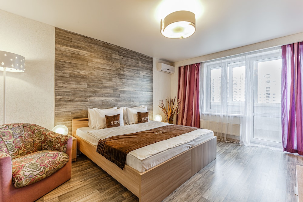 Inndays Apartment on Yasenevo