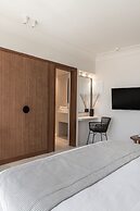 Akra Suites & Spa