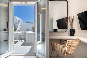 Akra Suites & Spa