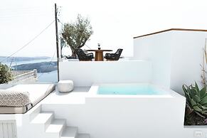 Akra Suites & Spa