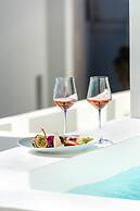 Akra Suites & Spa
