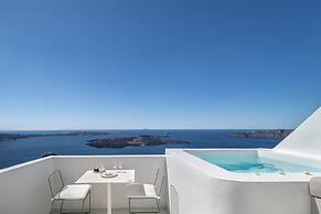 Akra Suites & Spa