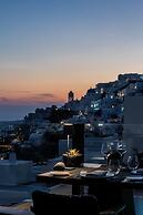 Akra Suites & Spa