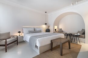 Akra Suites & Spa