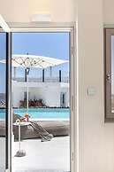 Akra Suites & Spa