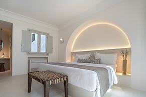 Akra Suites & Spa