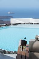 Akra Suites & Spa