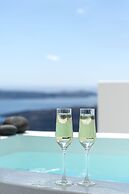Akra Suites & Spa