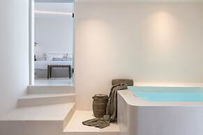 Akra Suites & Spa