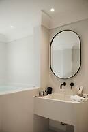 Akra Suites & Spa