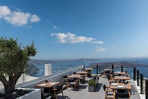 Akra Suites & Spa