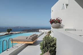 Akra Suites & Spa