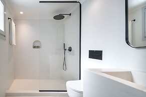 Akra Suites & Spa