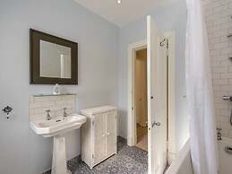 Forthview - Traditional 2 Bedroom Apartment
