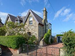 Forthview - Traditional 2 Bedroom Apartment