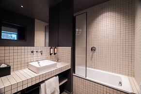 mk2 Hotel Paradiso Nation