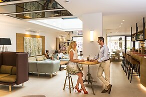 Kyrat Amarac Suites