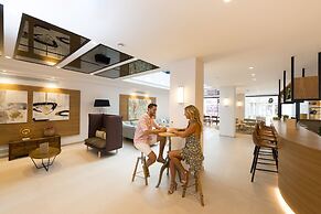 Kyrat Amarac Suites