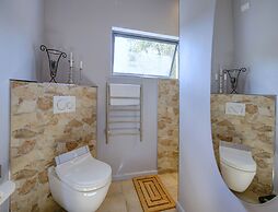 Amour Guest House