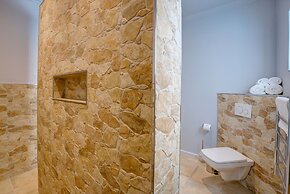 Amour Guest House