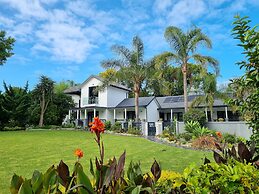 Amour Guest House