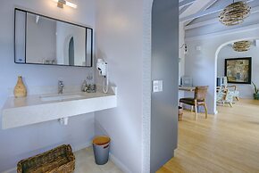 Amour Guest House
