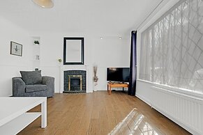 Heathrow Living St Annes Svcs Hse 5 BDRM