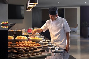 Avani+ Palm View Dubai Hotel & Suites