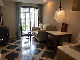 Espana Condo By Som