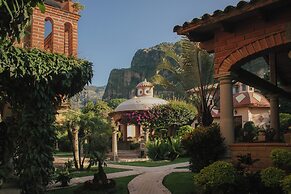 La Buena Vibra Wellness Resort & SPA