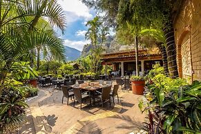 La Buena Vibra Wellness Resort & SPA