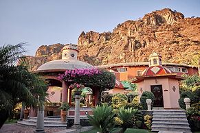 La Buena Vibra Wellness Resort & SPA