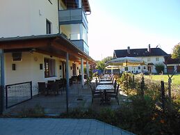 Hotel Heimfeld Cafe Restaurant