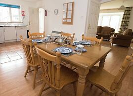 Moore Bay Holiday Homes