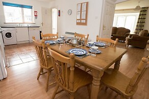 Moore Bay Holiday Homes