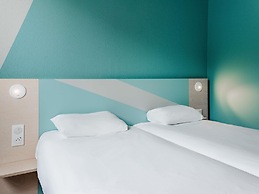 ibis budget Rennes Route de Saint Malo