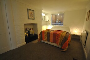 Churchill Guest House
